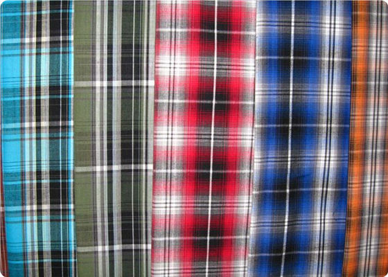 Plaid-färbte Haupttextilkordsamt-Stoff-Garn Baumwollgewebe 100-120gsm