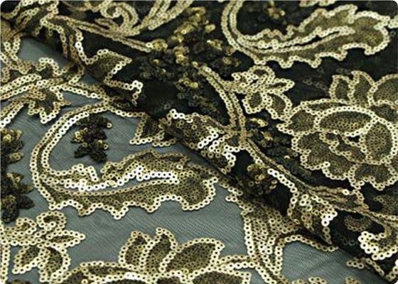 Il poliestere 100% del lusso ha ricamato il tessuto domestico 100-140gsm della decorazione