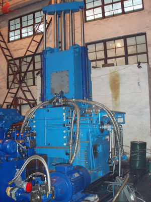 Quatre-Aile 7500kg/acier allié de h moulant le type hermétique FM-410 de mélangeur interne de Banbury